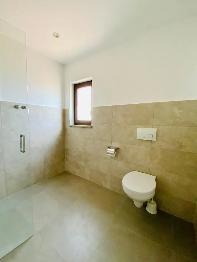 Villa Fluggi Near Labin Santalezi 0*,