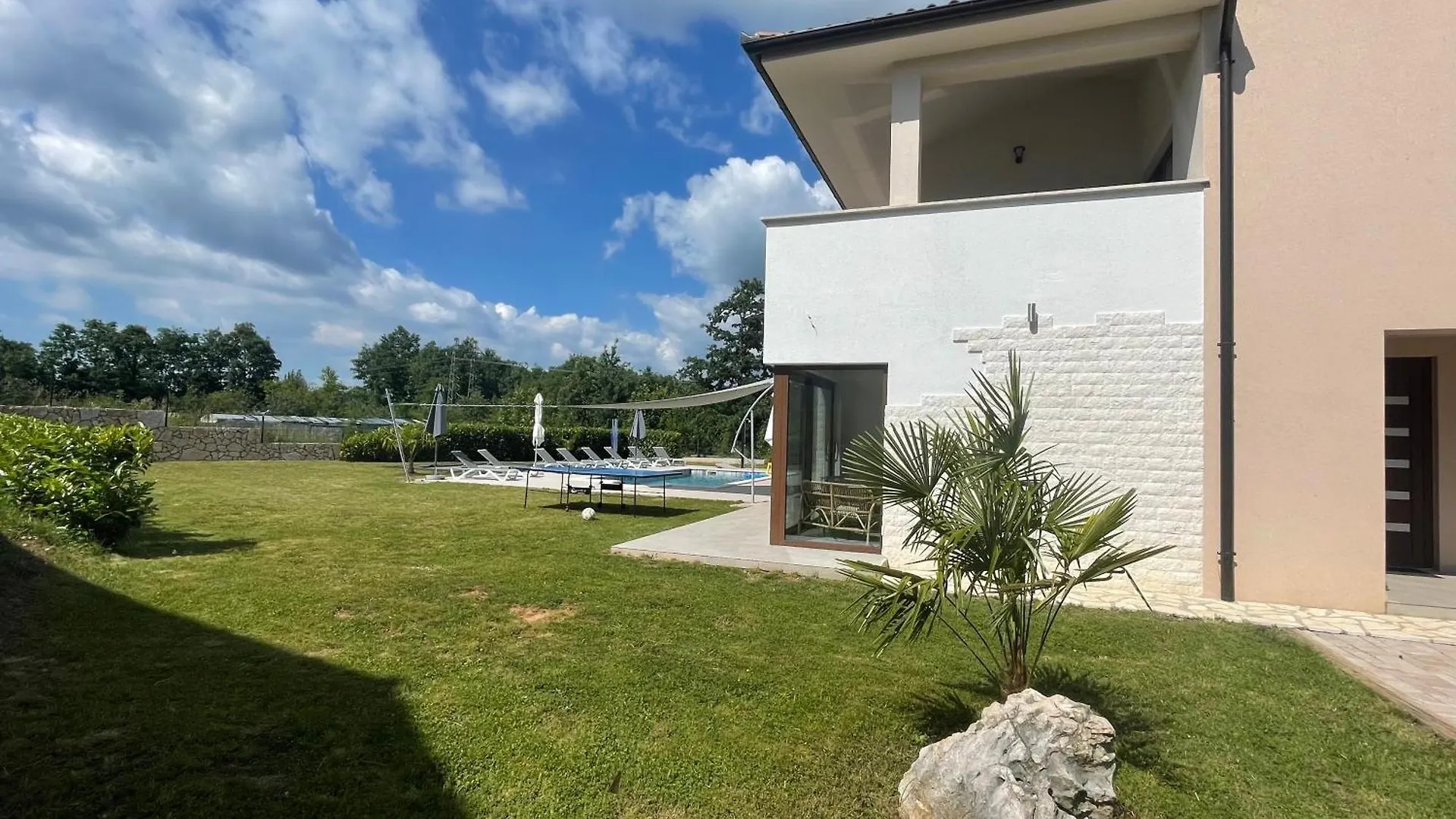Villa Fluggi Near Labin Santalezi 0*,