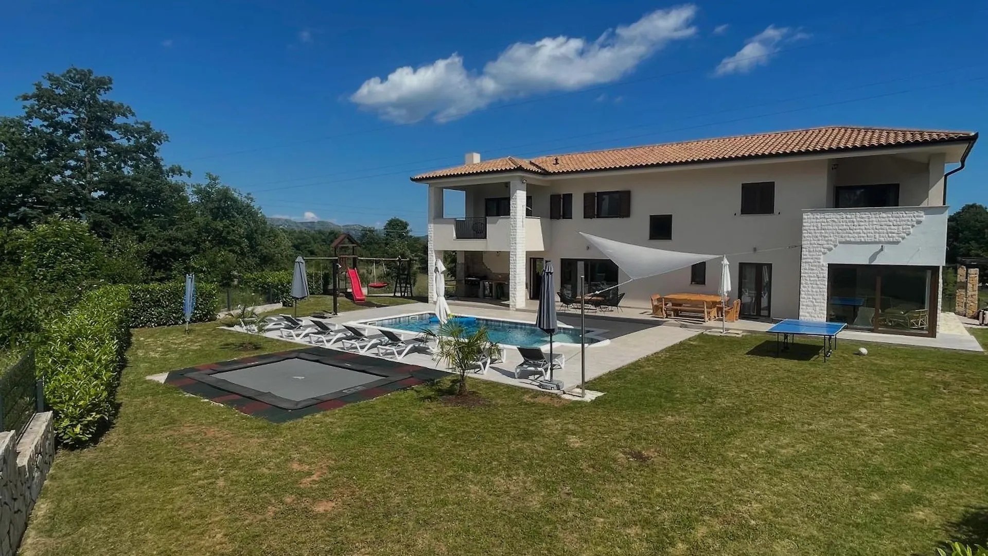 Villa Fluggi Near Labin Santalezi